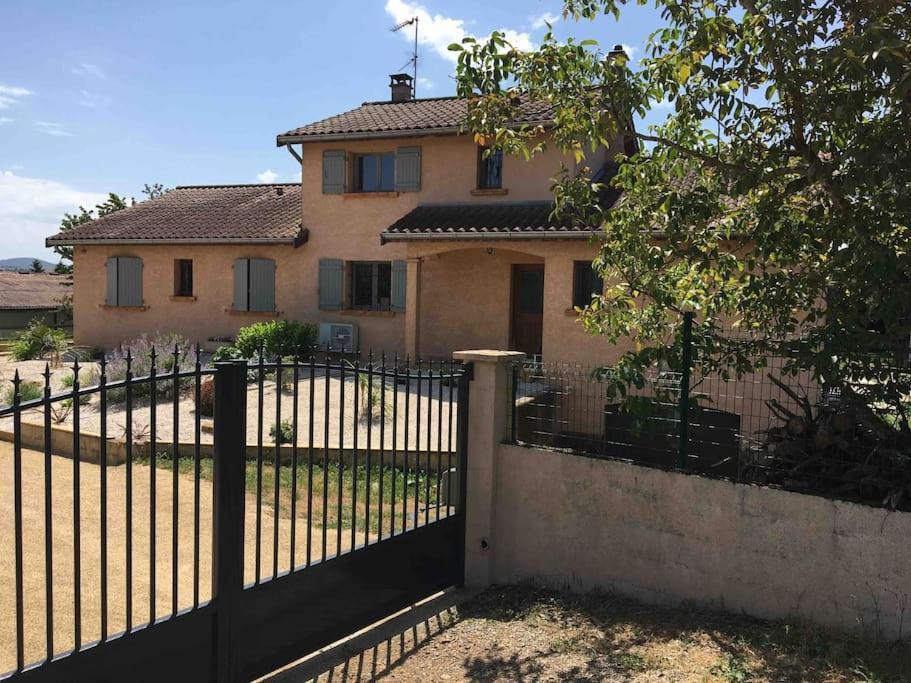 Apartamento 55m2 En Beaujolais & Enedis A 15 Min *